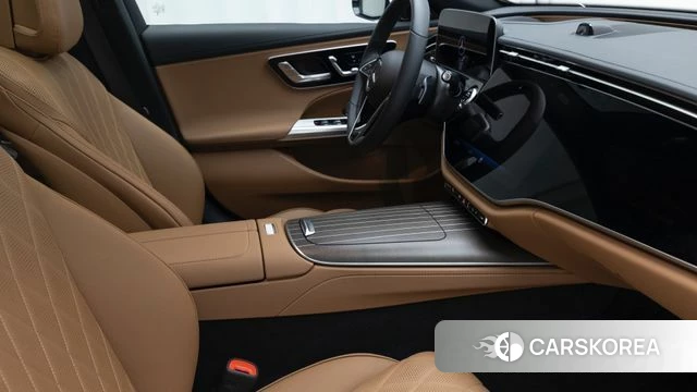 Mercedes-Benz E-Class W214 2025 Белый из Кореи, фото 3