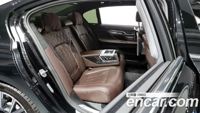 BMW 7 Series (G11) id 2476232 из Кореи 3