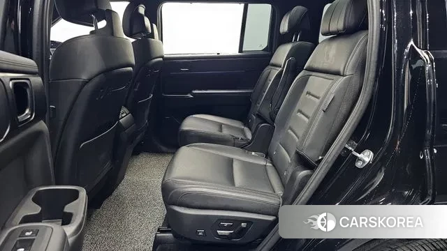 Hyundai Santa Fe (MX5) 2023 Черный из Кореи, фото 3