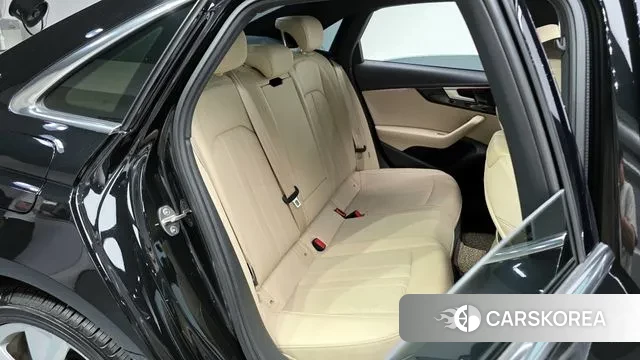 Audi A4 (B9) 2021 Черный из Кореи, фото 3