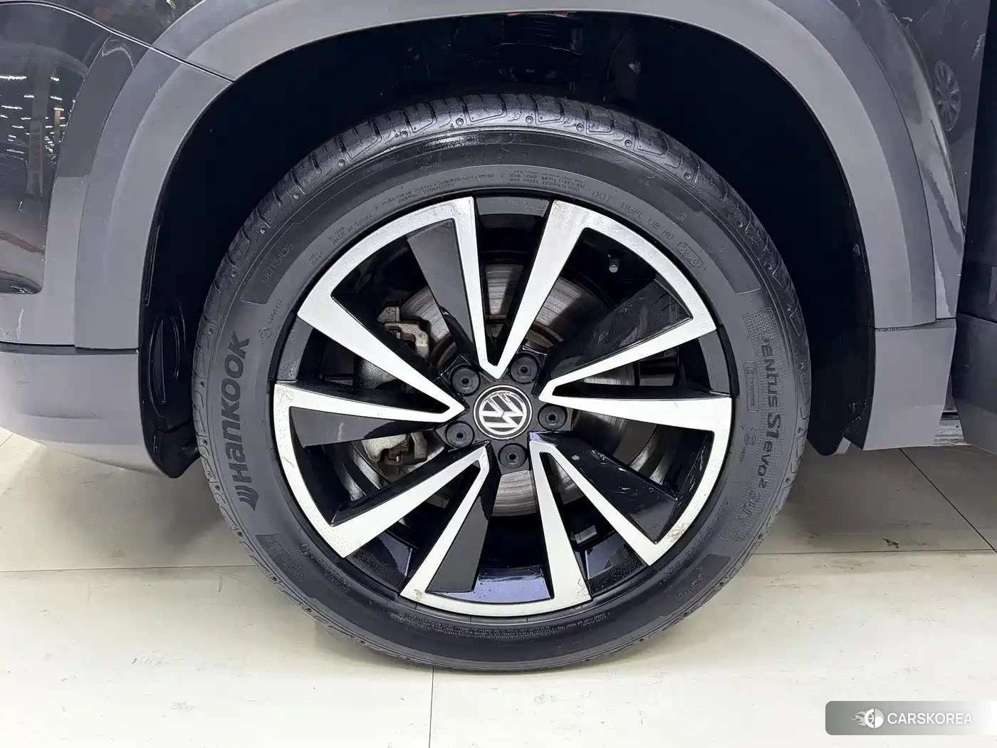 Volkswagen Tharu 2020 Silver/gray из Китая, фото 3