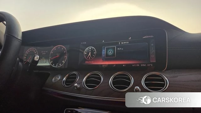 Mercedes-Benz E-Class W213 2019 Белый из Кореи, фото 3