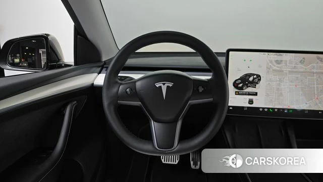 Tesla Model Y 2023 Черный из Кореи, фото 3