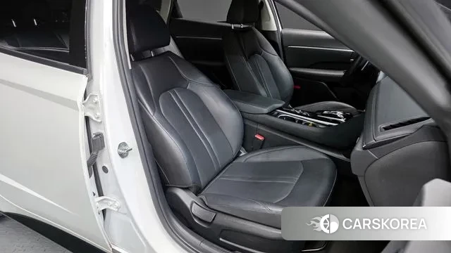 Hyundai Sonata (DN8) 2022 Белый из Кореи, фото 3