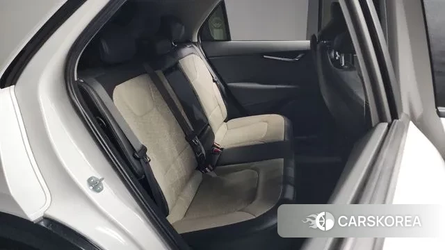 Kia Di Ol Nu Niro 2023 Белый из Кореи, фото 3