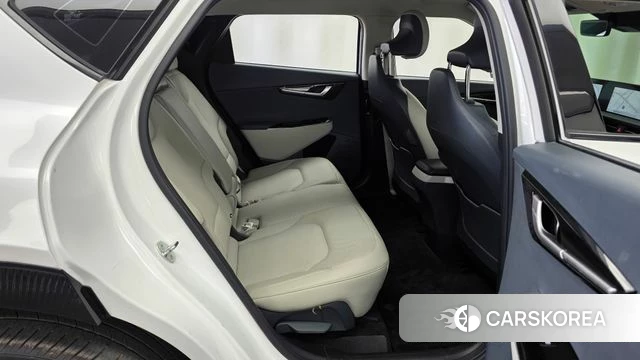 Kia EV6 2023 Белый из Кореи, фото 3