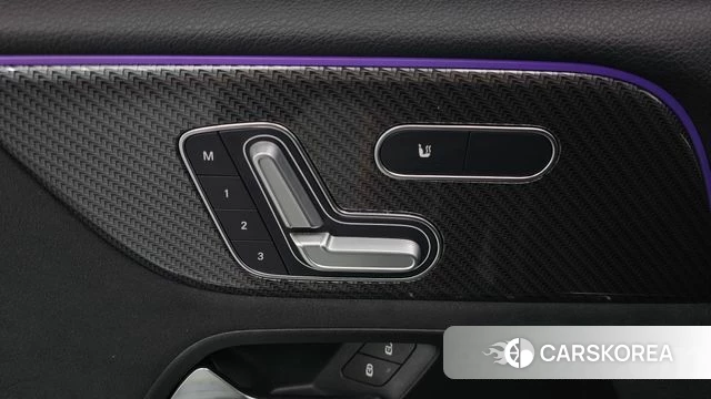 Mercedes-Benz GLB-Class X247 2020 Черный из Кореи, фото 3