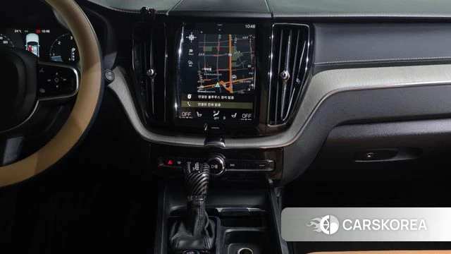 Volvo XC60 second Generation 2018 Серый из Кореи, фото 3