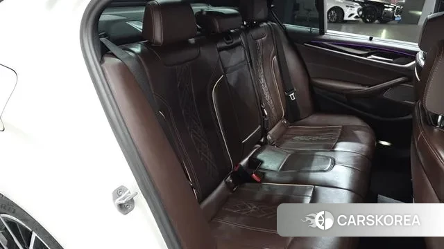 BMW 5 Series (G30) id 3487743 из Кореи 3