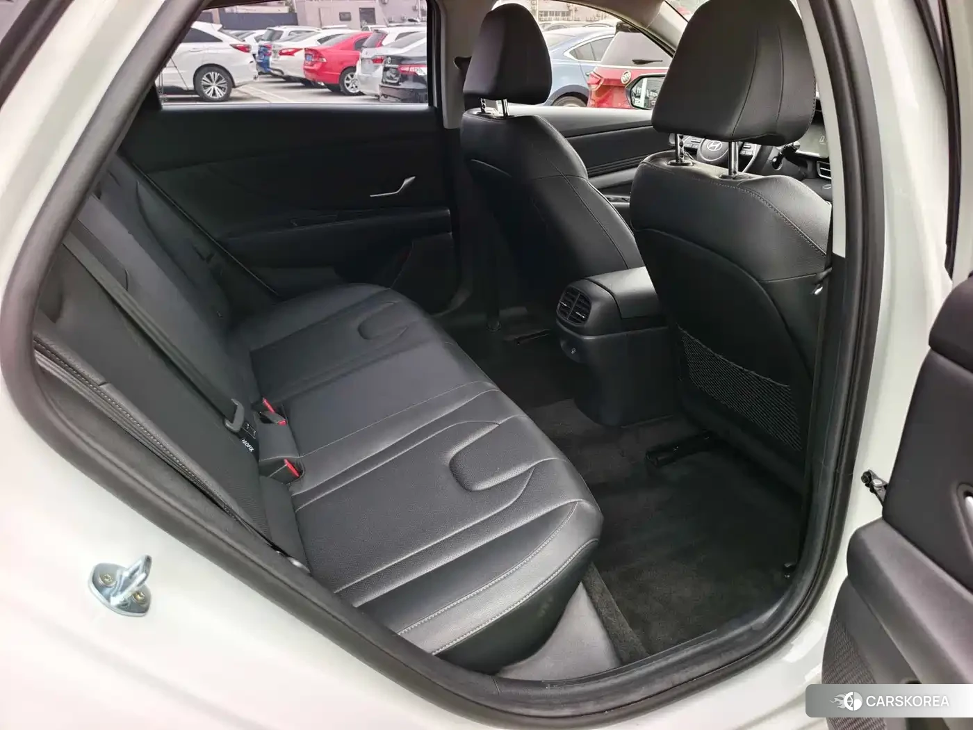Hyundai Elantra 2025 Белый из Китая, фото 3
