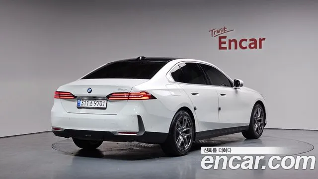 BMW 5 Series (G60) id 2676262 из Кореи 3