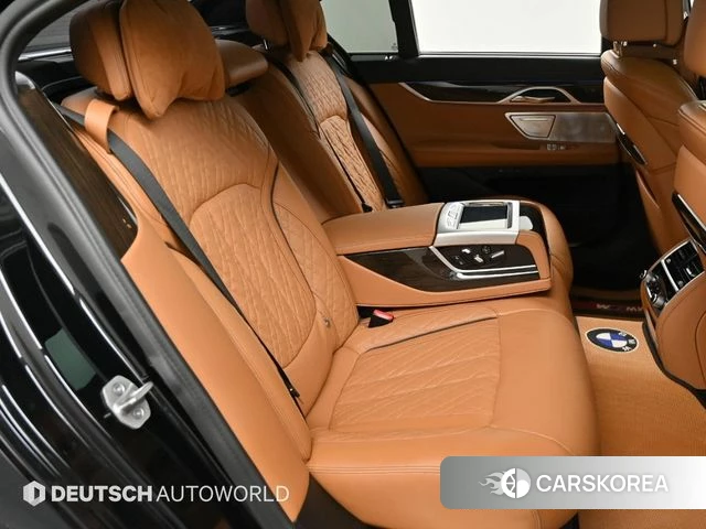 BMW 7 Series (G11) 2022 Черный из Кореи, фото 3