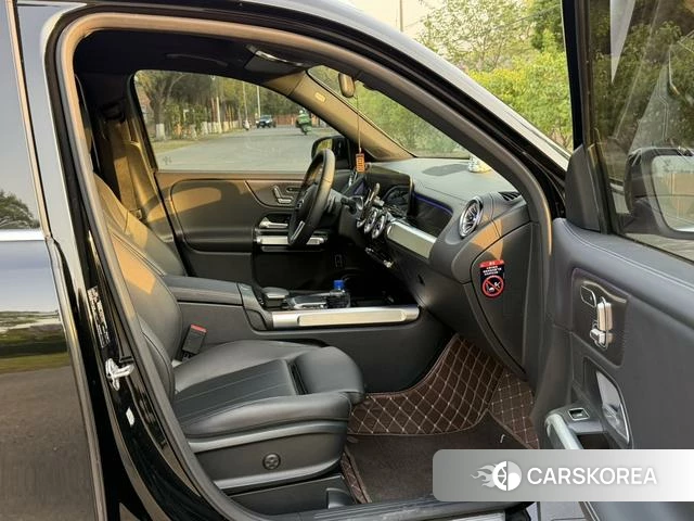 Mercedes-Benz GLB 2021 Черный из Китая, фото 3