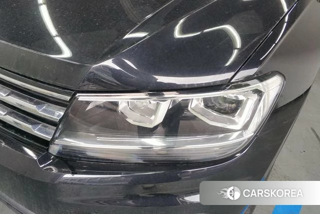 Volkswagen Tiguan L 2020 Черный из Китая, фото 3