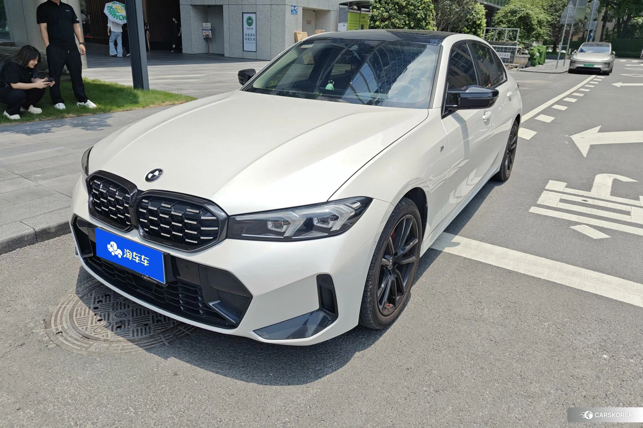 BMW 3 series 2024 Белый из Китая, фото 3