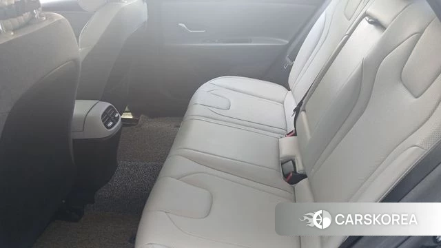 Hyundai Avante (CN7) 2021 Черный из Кореи, фото 3