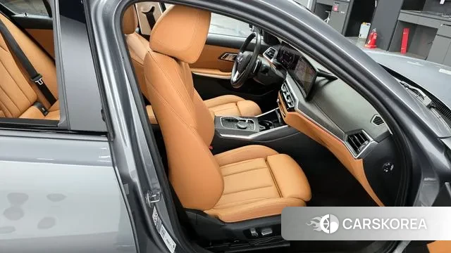 BMW 3 Series (G20) 2022 Серебряный из Кореи, фото 3