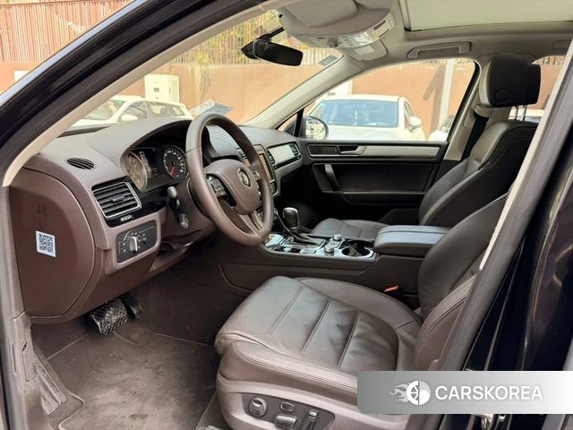Volkswagen Touareg 2018 Черный из Китая, фото 3