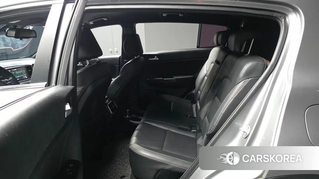 Kia Sportage The Bold 2018 Серебристо-серый из Кореи, фото 3