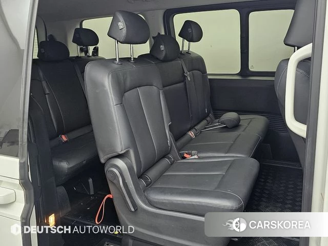 Hyundai Staria 2023 Белый из Кореи, фото 3