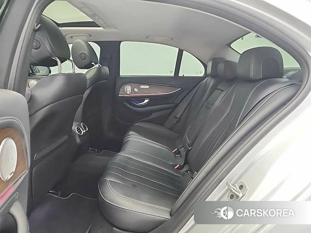 Mercedes-Benz E-Class W213 id 3795379 из Кореи 3