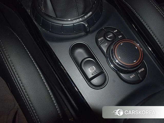 Mini Cooper D Clubman 2018 Серебряный двухцветный из Кореи, фото 3