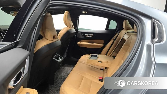 Volvo S60 3rd generation 2020 Серый из Кореи, фото 3