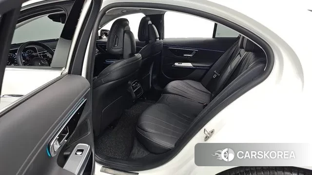 Mercedes-Benz E-Class W214 2025 Белый из Кореи, фото 3