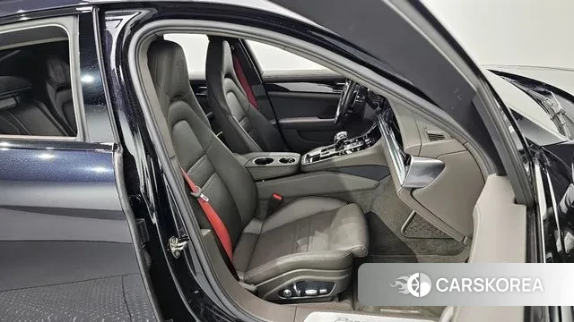 Porsche Panamera (971) 2018 Черный из Кореи, фото 3