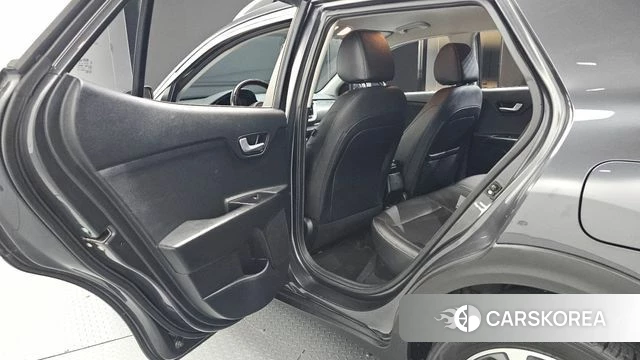 Kia Stonic 2018 Серый из Кореи, фото 3