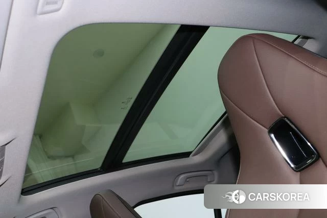 BMW 1 series 2023 Белый из Китая, фото 3