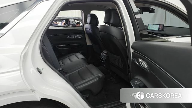 Genesis GV70 2022 Белый из Кореи, фото 3