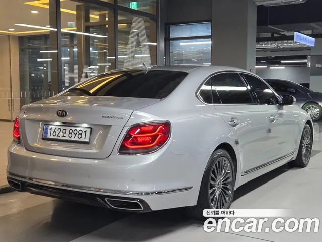 Kia More K9 2021 Серебристо-серый из Кореи, фото 3