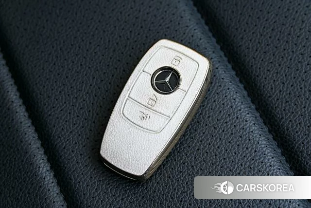 Mercedes-Benz GLE (import) 2023 Черный из Китая, фото 3
