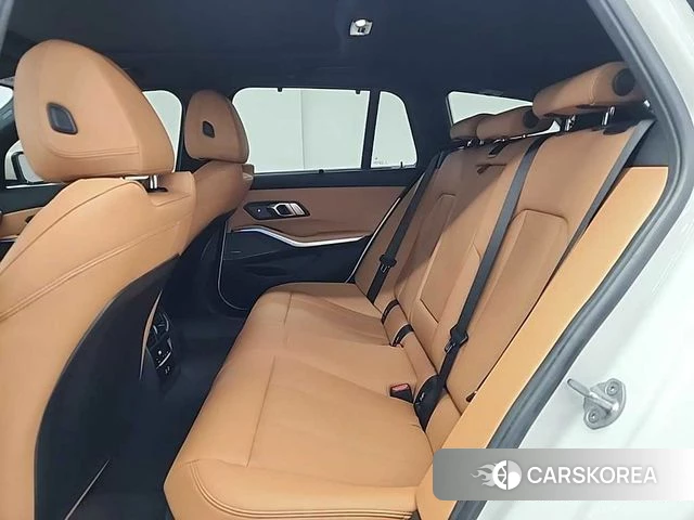 BMW 3 Series (G20) 2023 Белый из Кореи, фото 3