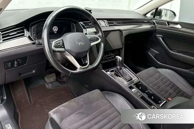 Volkswagen Magotan 2022 Черный из Китая, фото 3
