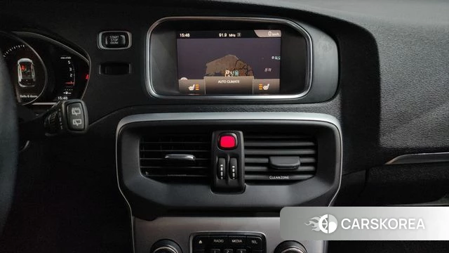 Volvo V40 2018 Серый из Кореи, фото 3