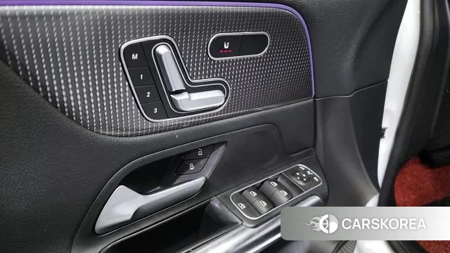 Mercedes-Benz GLA - Class H247 2021 Белый из Кореи, фото 3