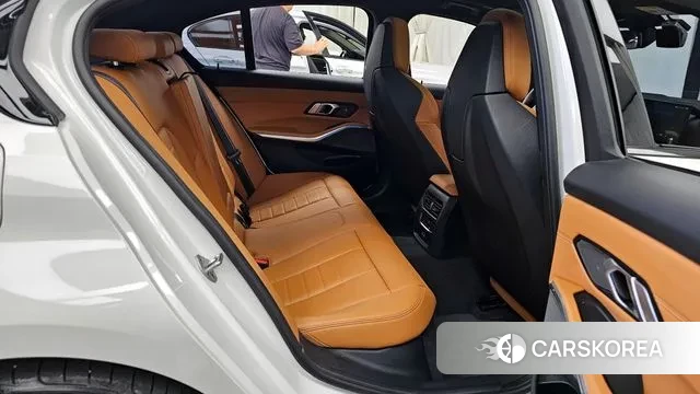 BMW 3 Series (G20) 2024 Белый из Кореи, фото 3