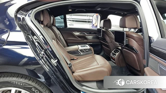 BMW 7 Series (G11) 2018 Синий из Кореи, фото 3