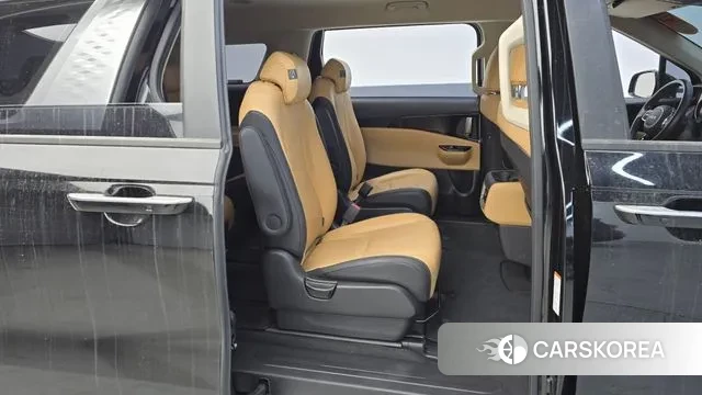 Kia Carnival 4th generation 2021 Черный из Кореи, фото 3