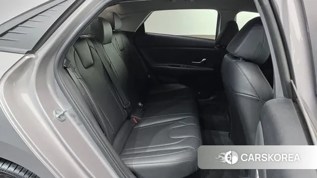 Hyundai Avante Hybrid (CN7) 2021 Серебристо-серый из Кореи, фото 3