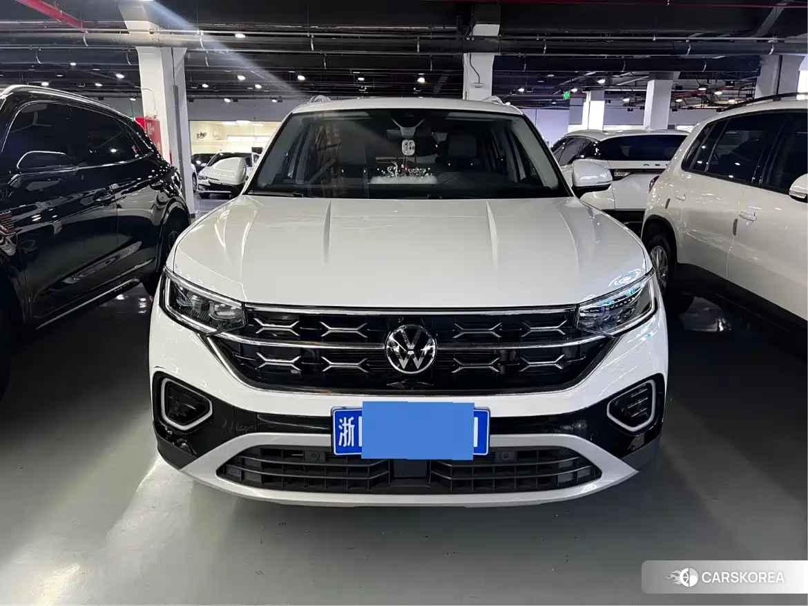 Volkswagen Tayron 2022 Белый из Китая, фото 3