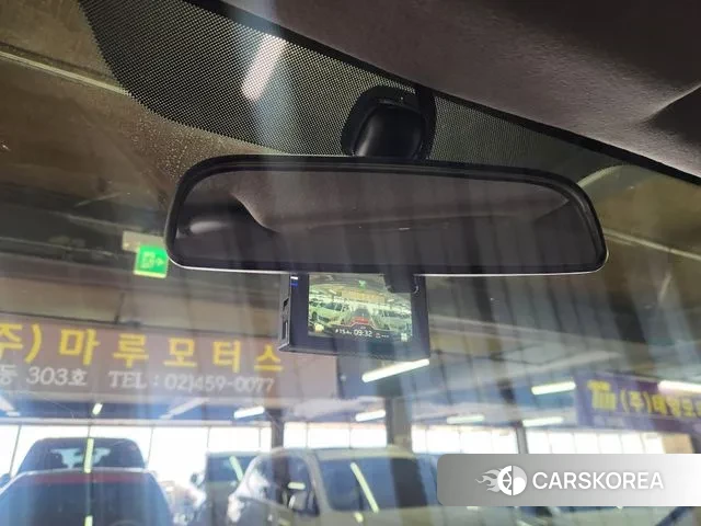 Hyundai Grand Starex 2018 Серебристо-серый из Кореи, фото 3