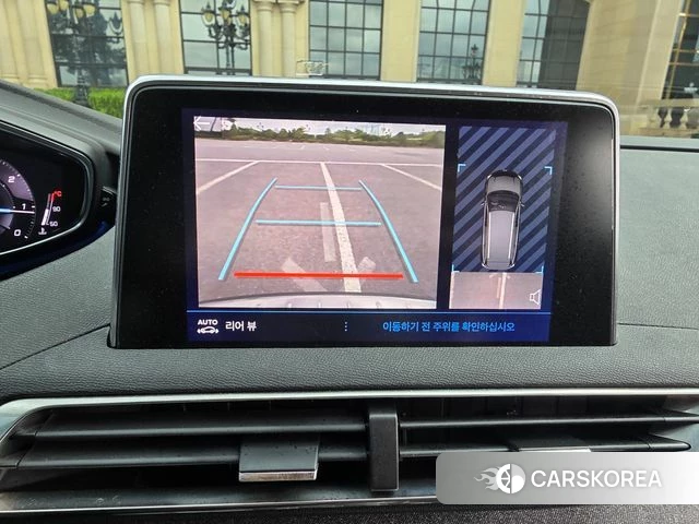 Peugeot 5008 second generation 2021 Серый из Кореи, фото 3