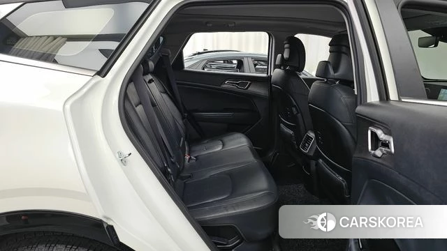 Kia Sportage 5th Generation Hybrid 2022 Белый из Кореи, фото 3
