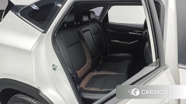 Kia Seltos 2021 Белый из Кореи, фото 3