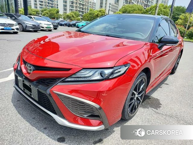 Toyota Camry 2022 Красный из Китая, фото 3