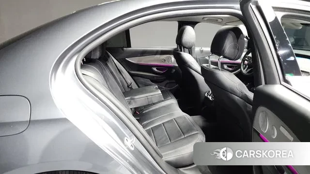 Mercedes-Benz E-Class W213 2020 Серый из Кореи, фото 3