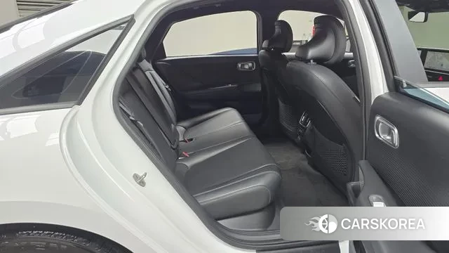 Hyundai Ionic 6 2022 Белый из Кореи, фото 3